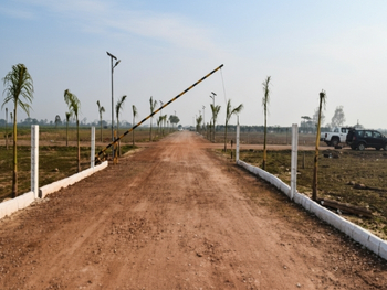 Swizz Island Farms, Farmhouse in Noida