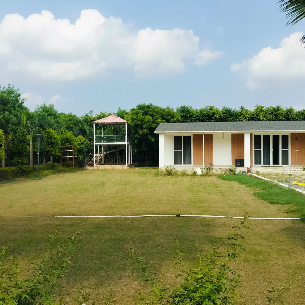 Farm House (2)